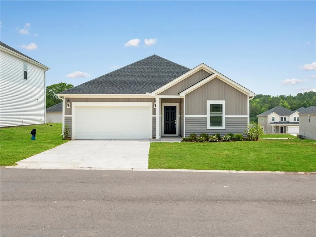 Property image 1 at 750 Treeline Road, Moore, SC 29369