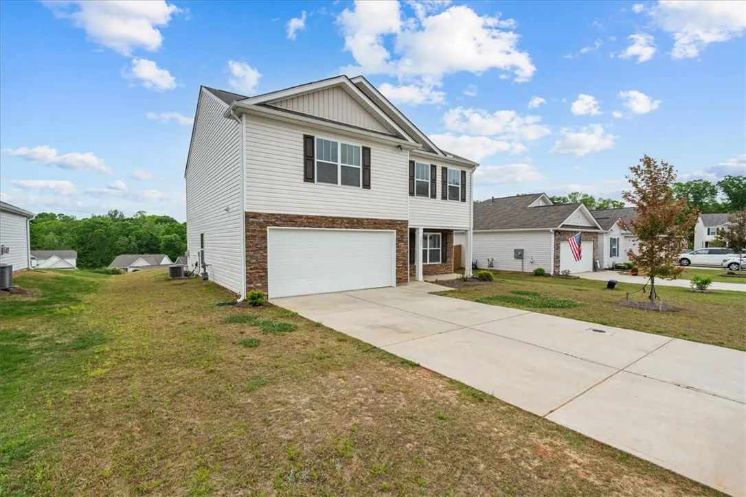 Property image 3 at 235 Millhone Way, Pendleton, SC 29670