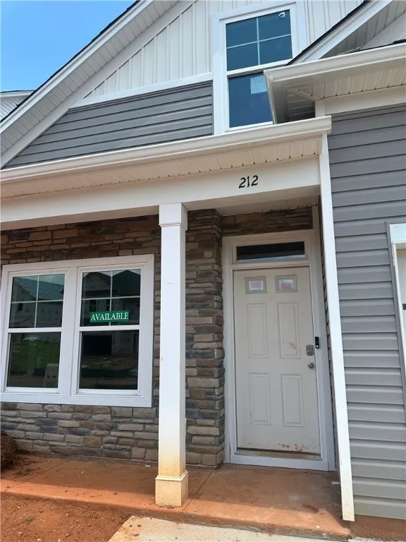 Property image 4 at 212 Brown Circle, Easley, SC 29642