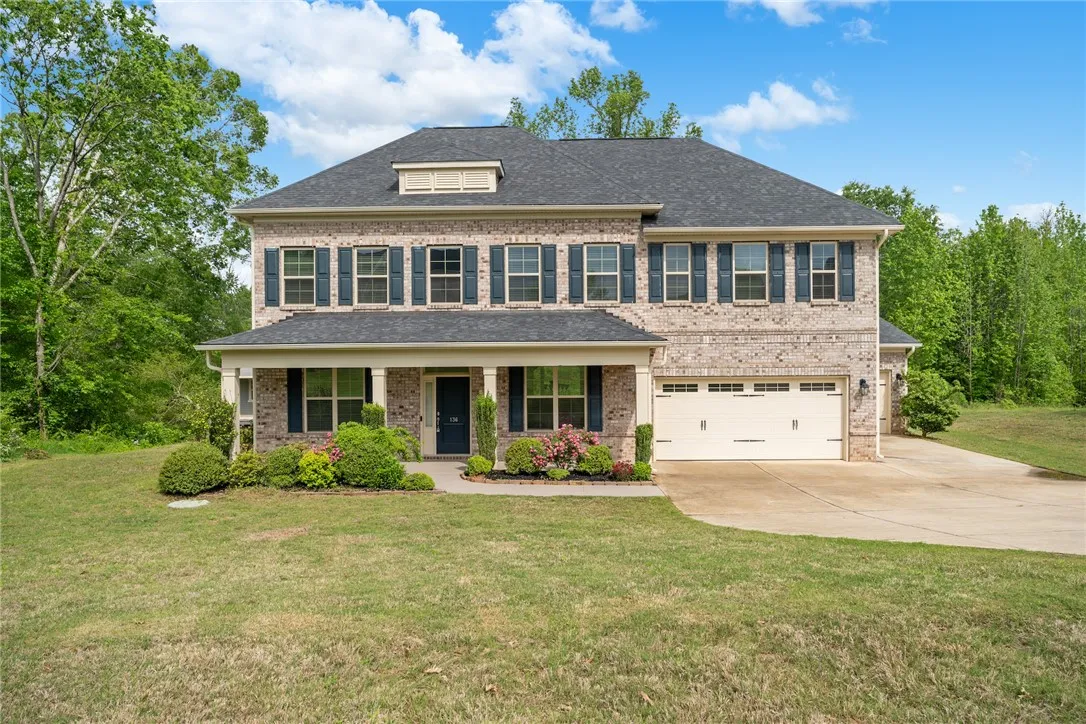 Property image 1 at 136 Modesto Lane, Simpsonville, SC 29681