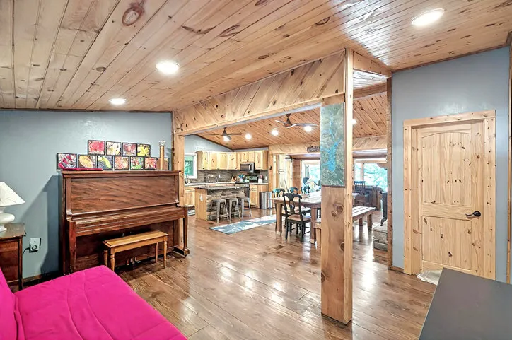 Property image 2 at 261 Joann Circle, Fair Play, SC 29643