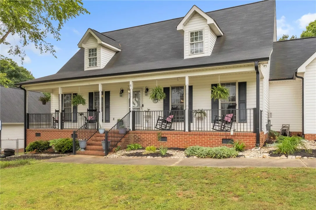 Property image 2 at 325 Regency Circle, Anderson, SC 29625