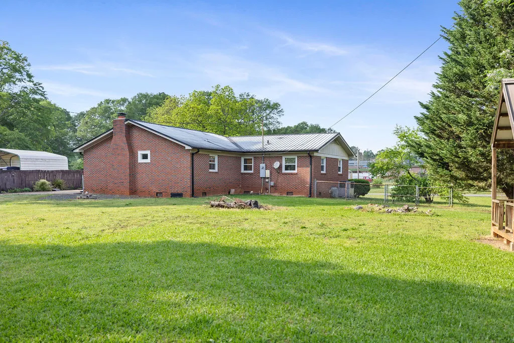 Property image 5 at 302 Jasmine Drive, Anderson, SC 29625
