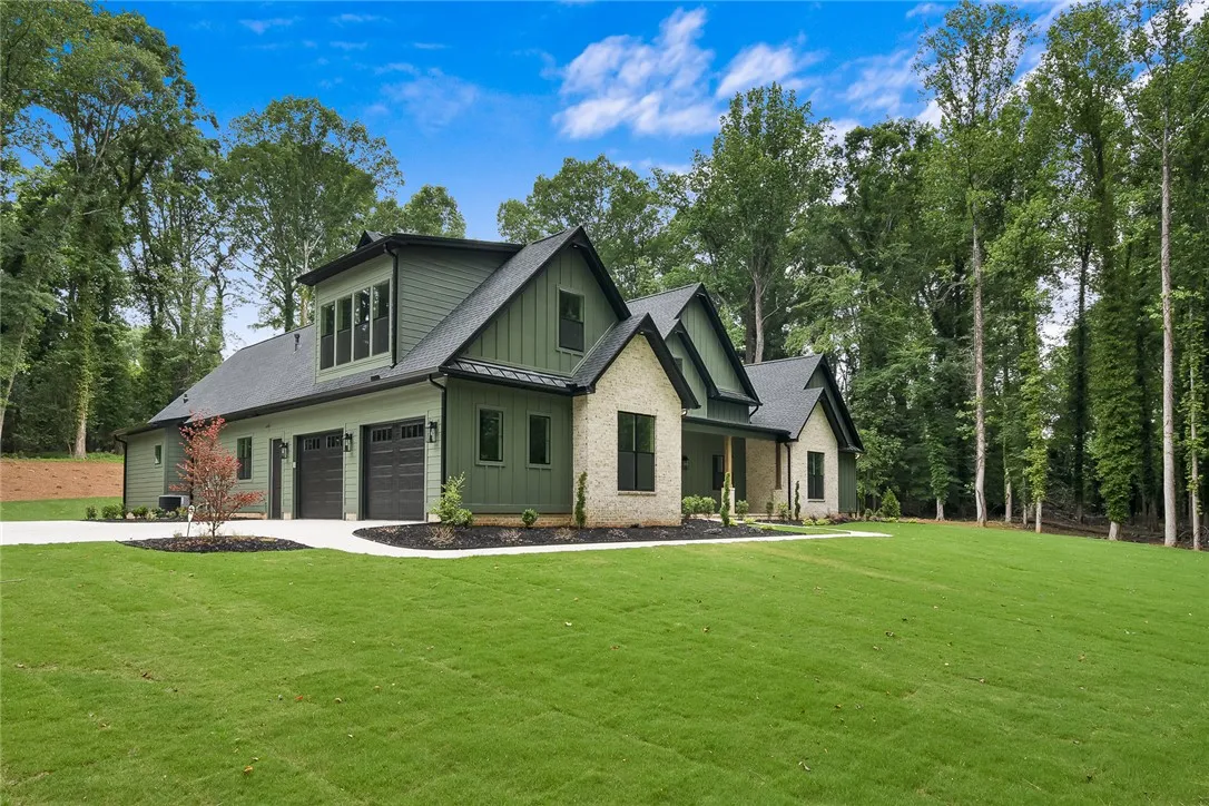 Property image 4 at 190 Graylyn Drive, Anderson, SC 29621