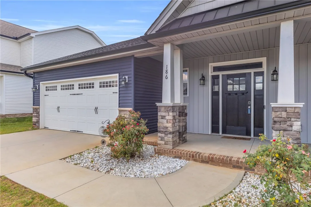 Property image 2 at 186 Norfolk Circle, Anderson, SC 29625