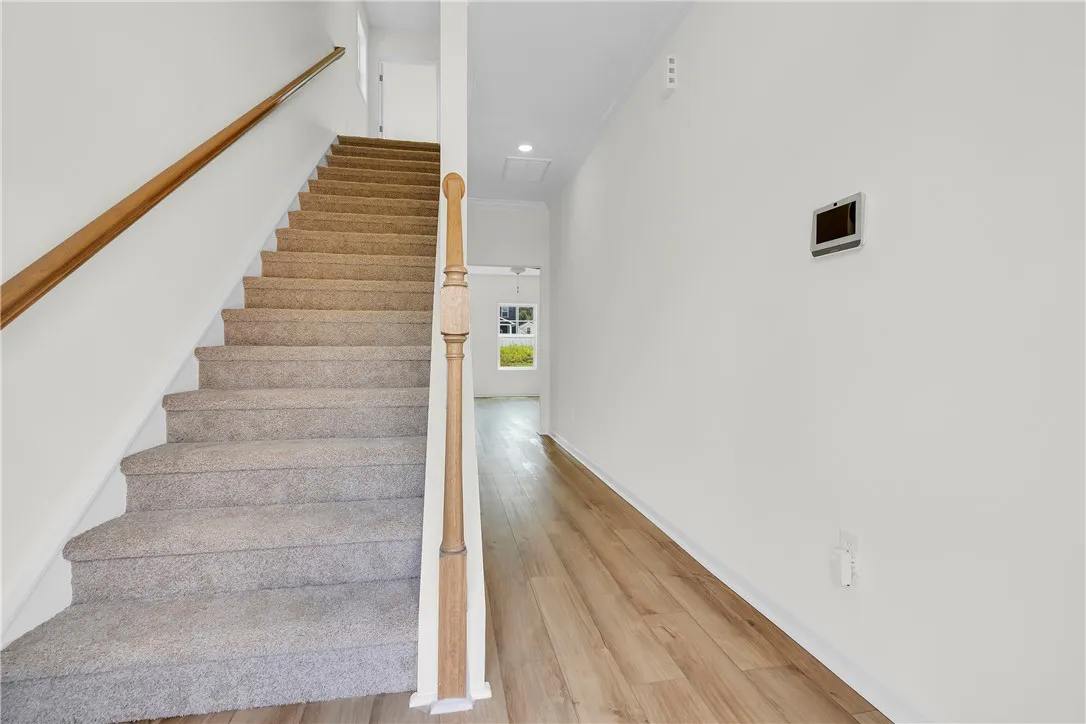 Property image 2 at 205 Brown Circle, Easley, SC 29642