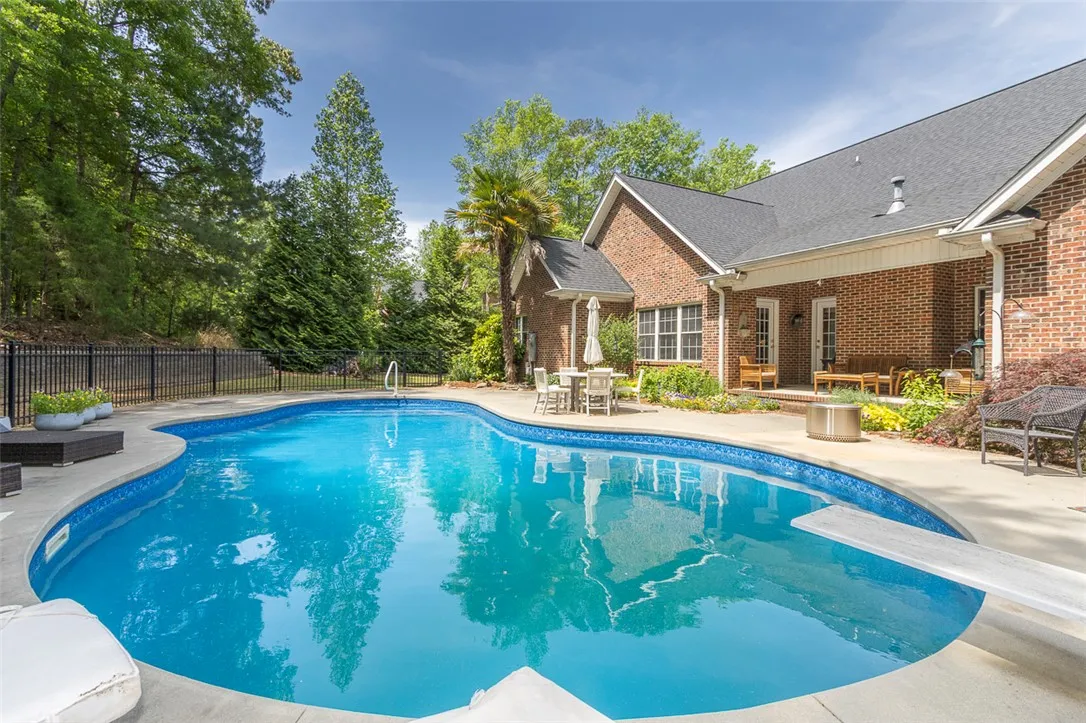 Property image 2 at 201 Dursely Drive, Anderson, SC 29621