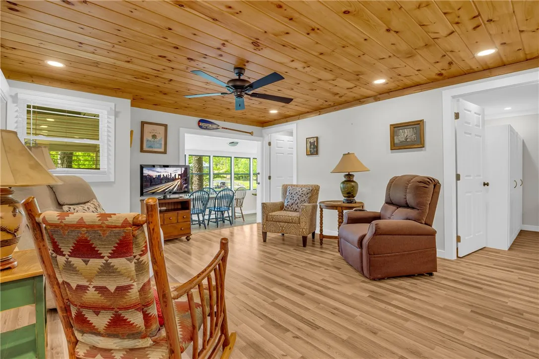 Property image 5 at 619 Crossland Creek Court, Tamassee, SC 29686