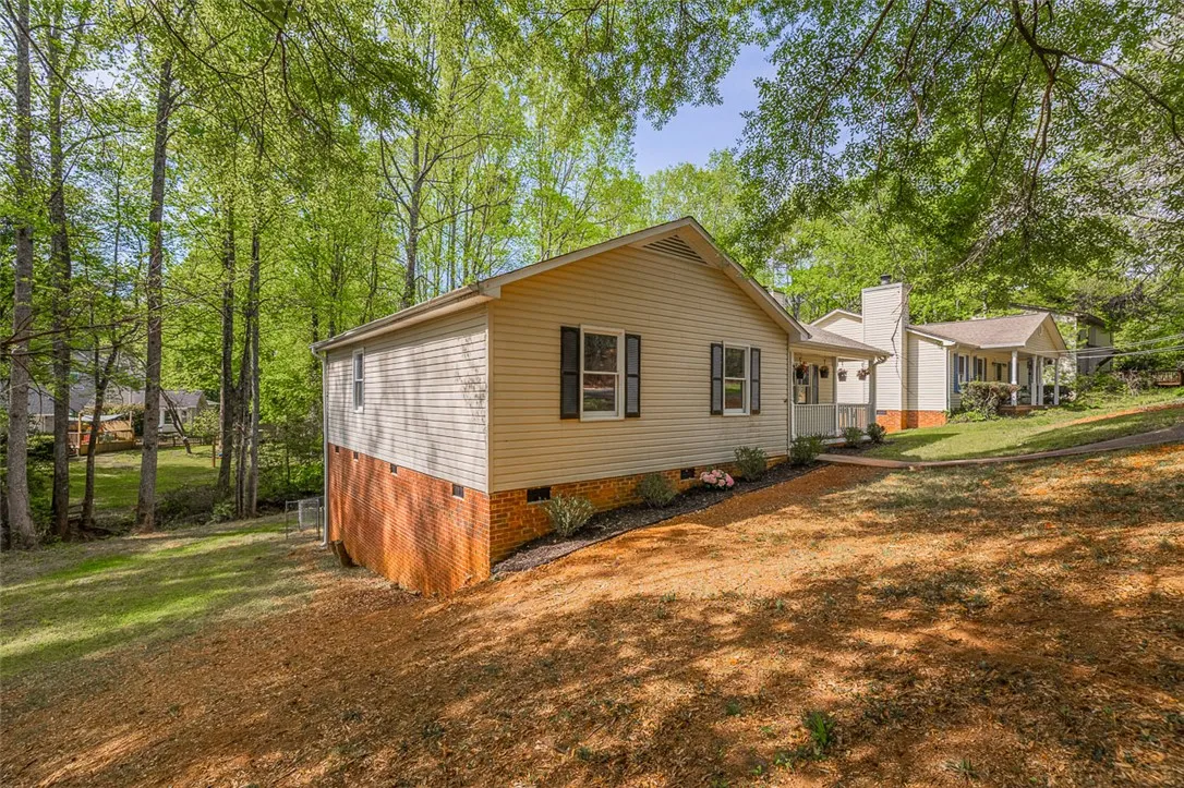 Property image 4 at 1012 Ken S Place, Taylors, SC 29687