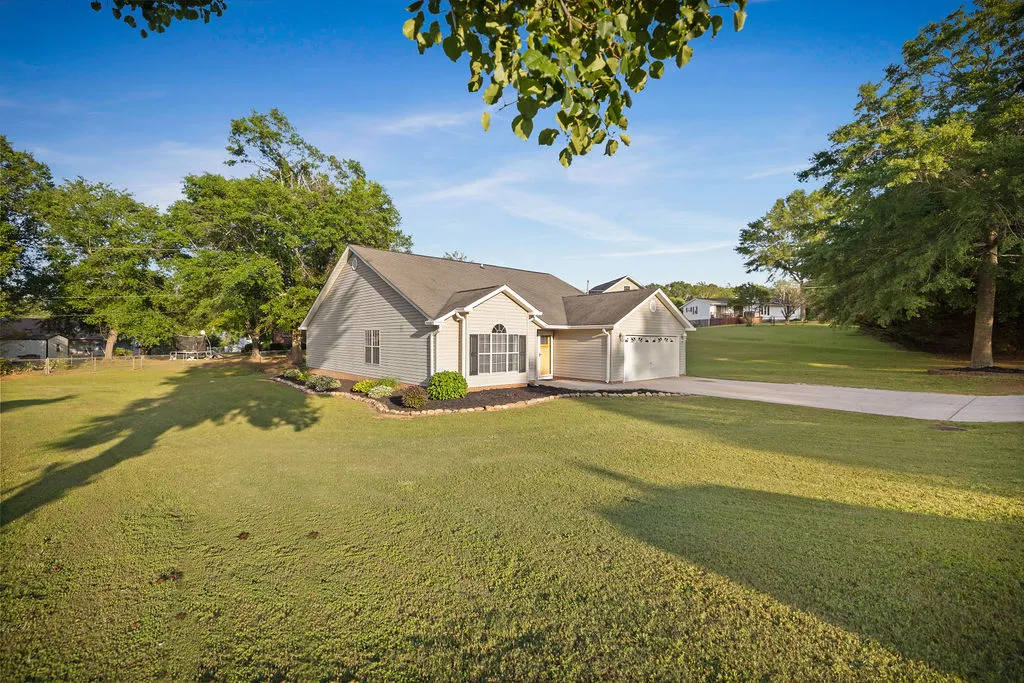Property image 5 at 111 Coachman Court, Anderson, SC 29625