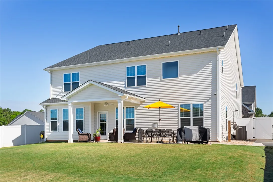 Property image 4 at 325 Valley Oak Drive, Belton, SC 29627