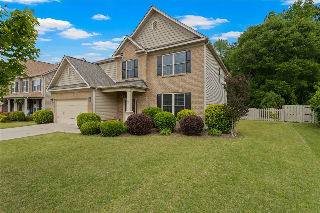 Property image 3 at 114 Berwick Court, Easley, SC 29642