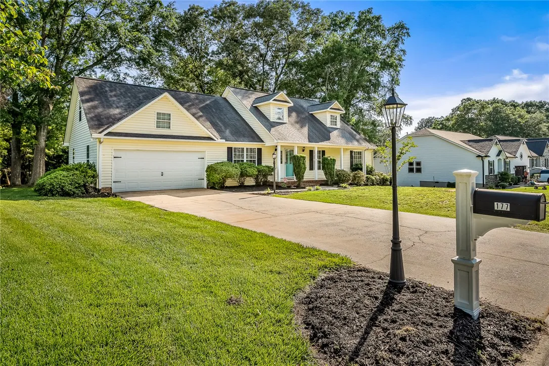 Property image 3 at 177 Amberwood Drive, Anderson, SC 29621