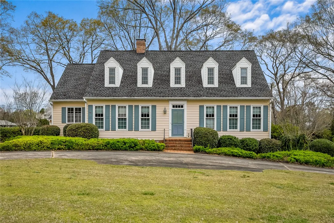 401 Berkshire Hill