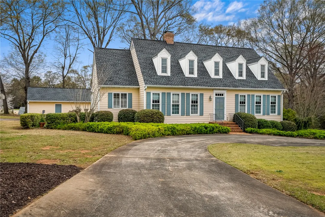 Property image 3 at 401 Berkshire Hill, Anderson, SC 29621