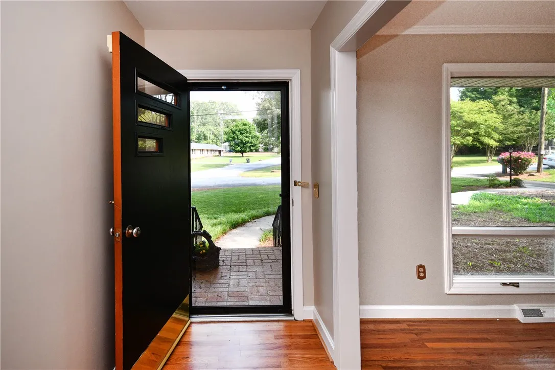 Property image 5 at 200 Lavonne Avenue, Easley, SC 29642