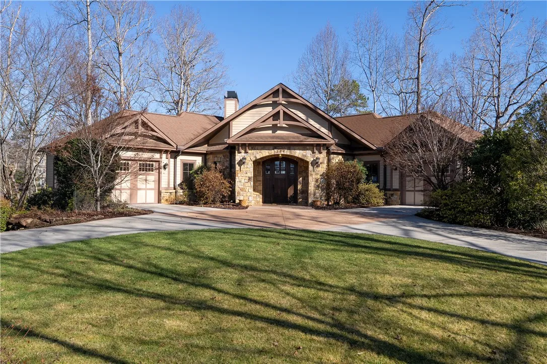 Property image 3 at 126 Shelter Cove Drive, Seneca, SC 29672