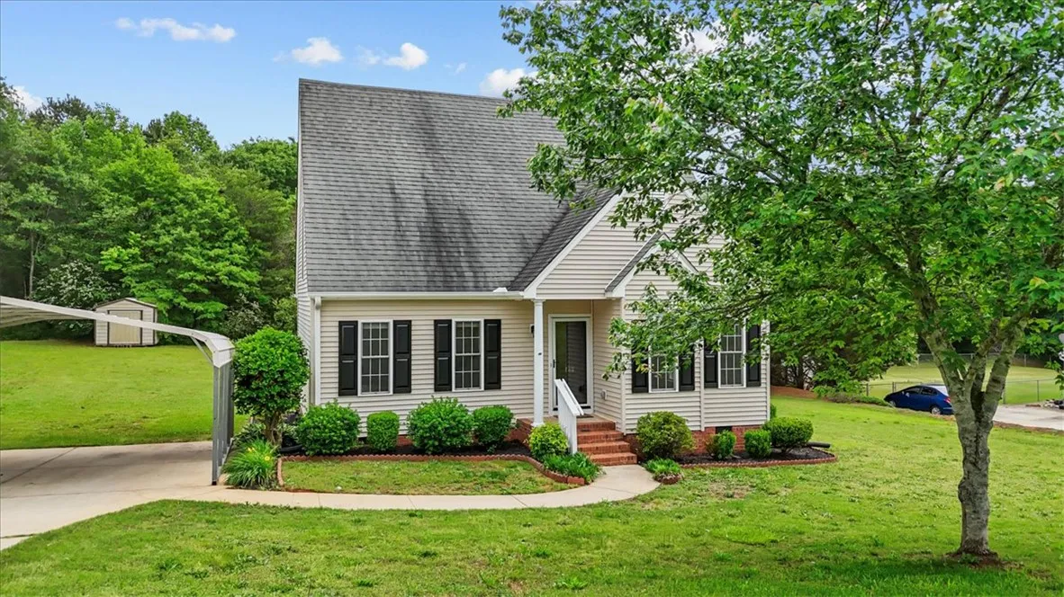 Property image 3 at 203 Quintana Circle, Westminster, SC 29693