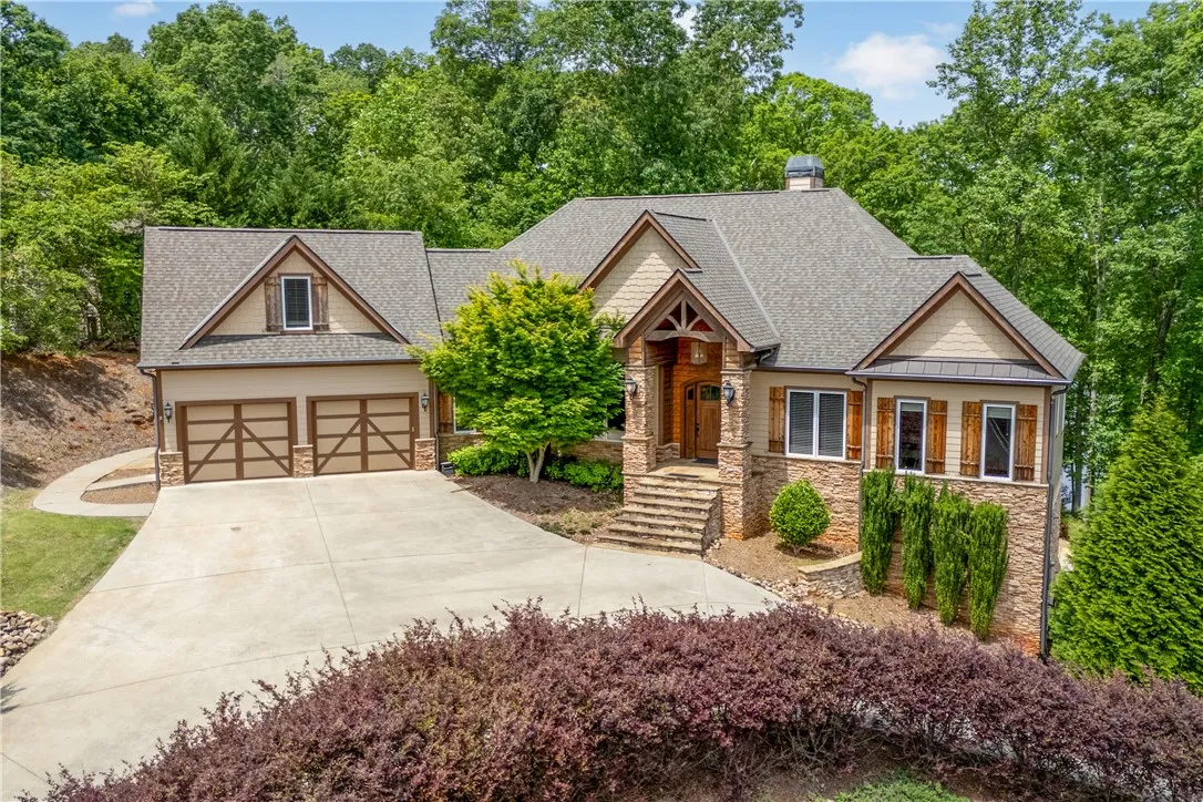 503 Greystoke Cove