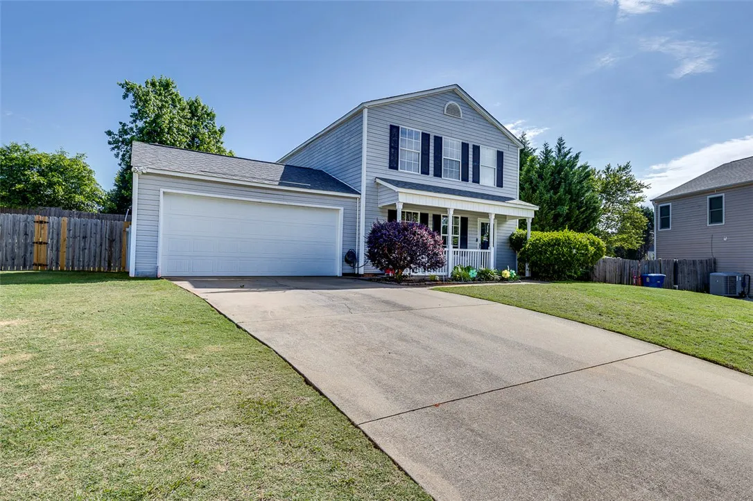 Property image 3 at 544 Kingsman Lane, Easley, SC 29642