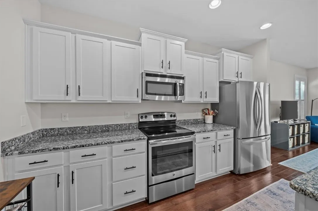 Property image 4 at 6 Kelvyn Street, Greer, SC 29651