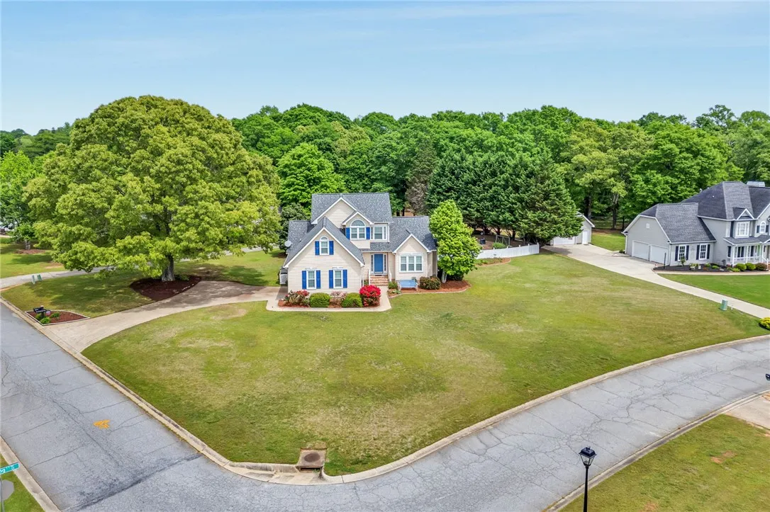 204 Huddersfield Drive