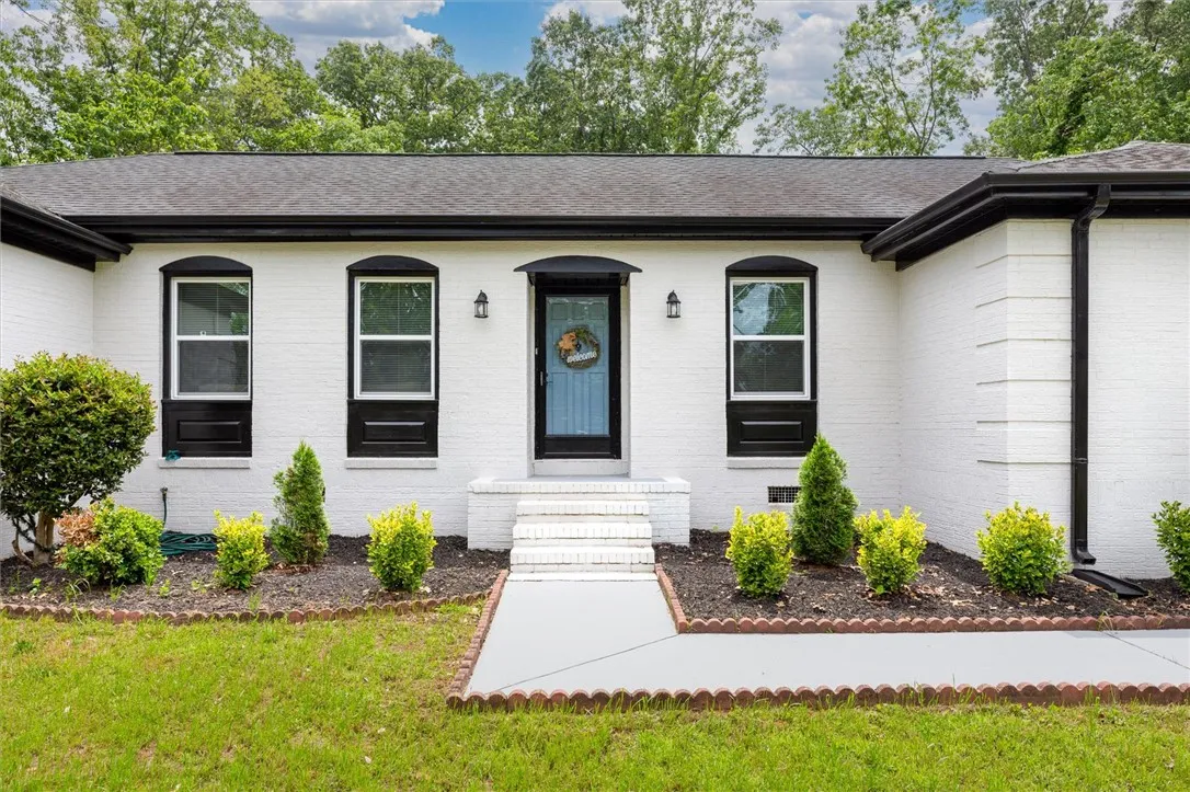Property image 4 at 204 Sourwood Drive, Seneca, SC 29678