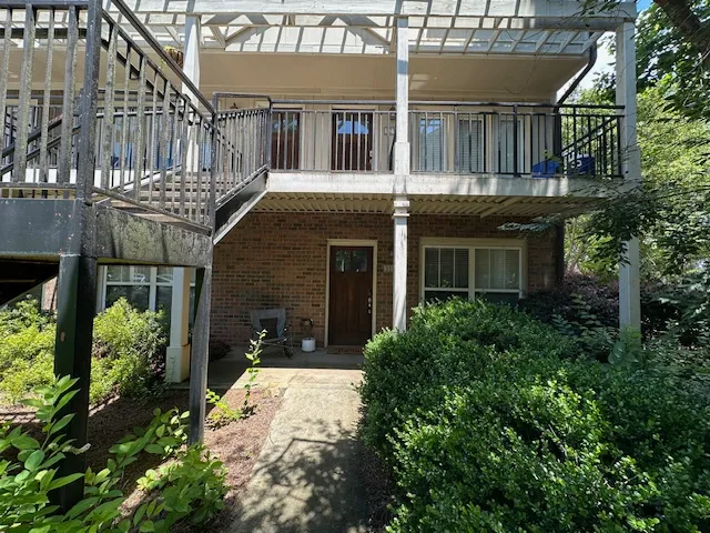 Woodlands Clem, Clemson Community
