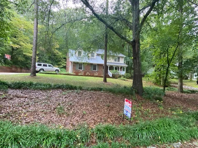 311 Lancelot Drive