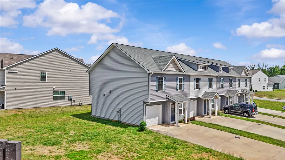 Property image 3 at 406 Bee Cove Way, Pendleton, SC 29670