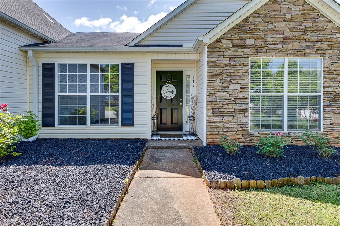 Property image 2 at 349 Hamilton Parkway, Easley, SC 29642