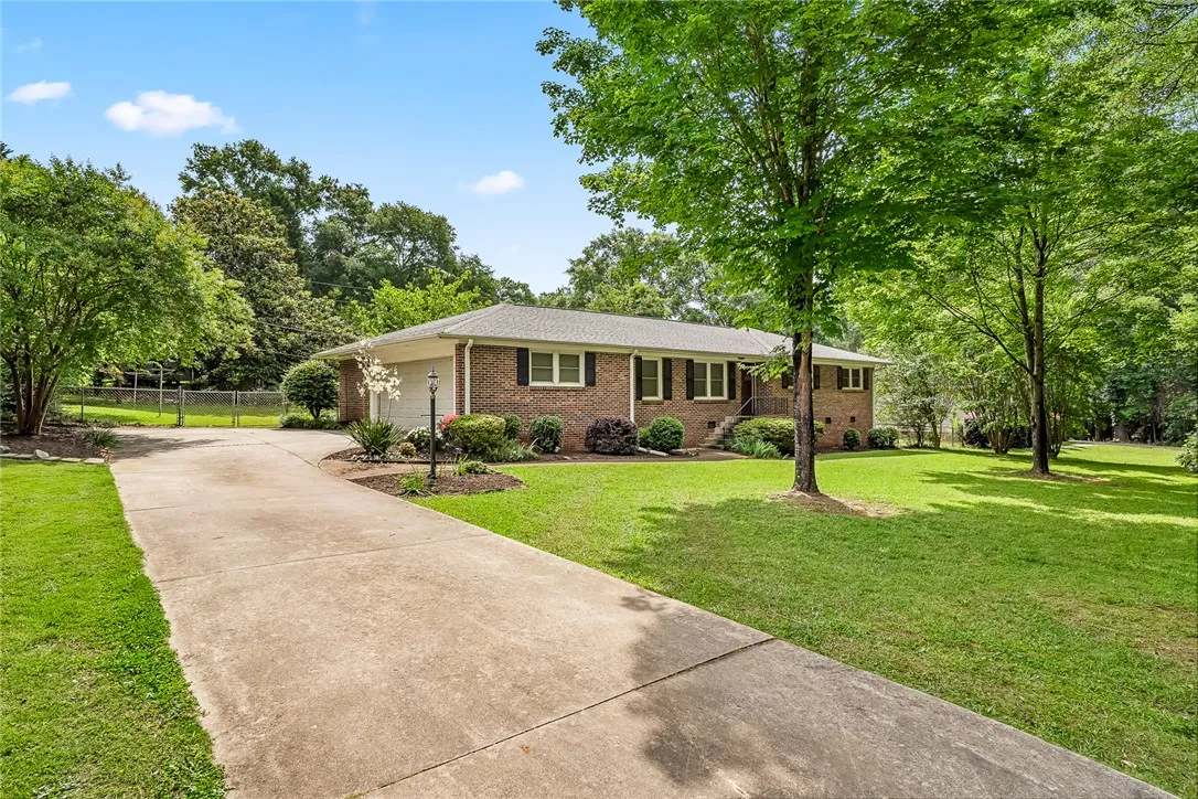 Property image 2 at 310 Allenby Road, Anderson, SC 29621