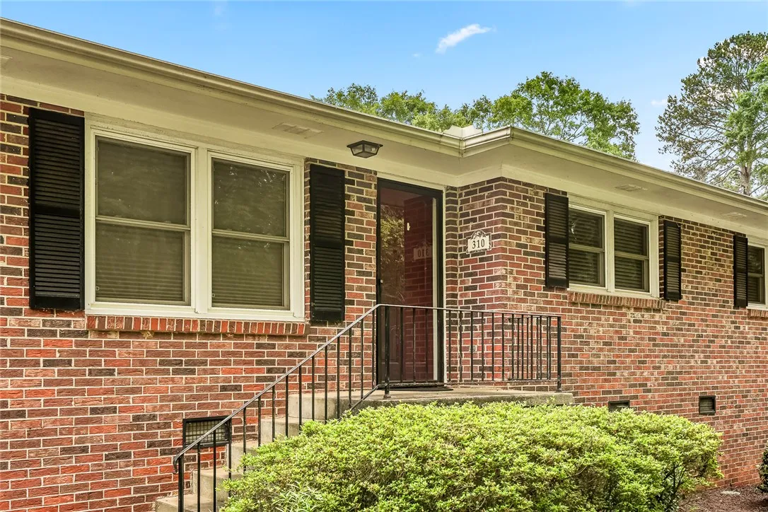 Property image 3 at 310 Allenby Road, Anderson, SC 29621