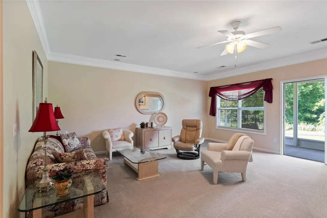 Property image 2 at 704 Nottingham Court, Seneca, SC 29672