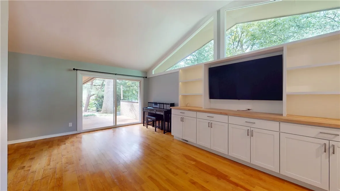 Property image 4 at 209 Heather Drive, Central, SC 29630