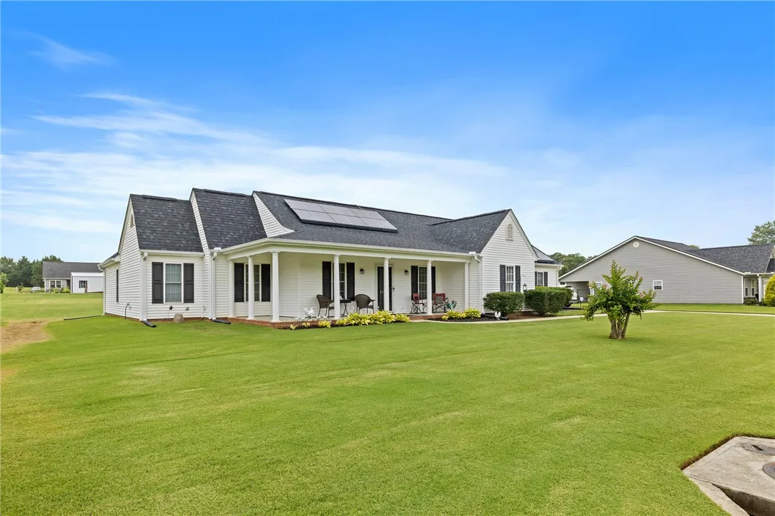 Property image 2 at 1014 Stoneham Circle, Anderson, SC 29626