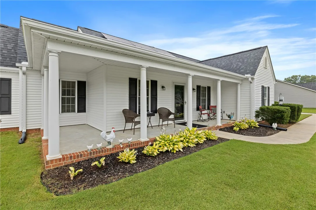 Property image 4 at 1014 Stoneham Circle, Anderson, SC 29626