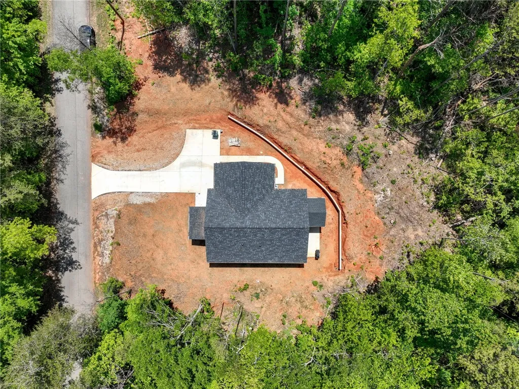 Property image 2 at 324 Sweetbriar Trail, Westminster, SC 29693
