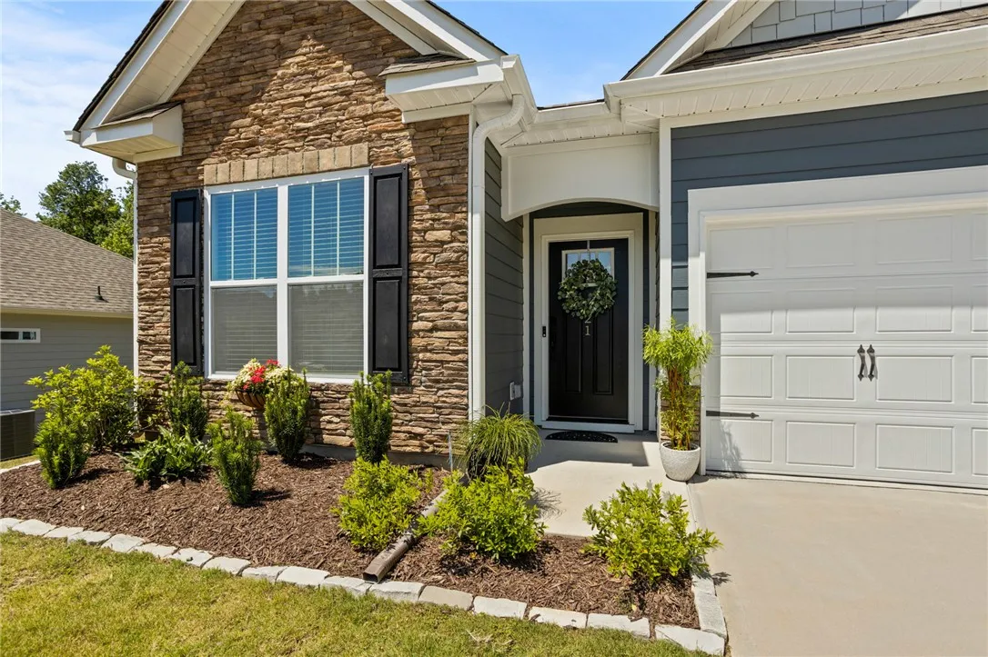 Property image 2 at 121 Gretta Trail, Pendleton, SC 29670