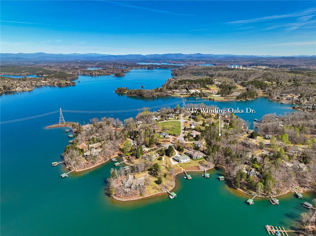 Property image 4 at 217 Winding Oaks Drive, Seneca, SC 29672