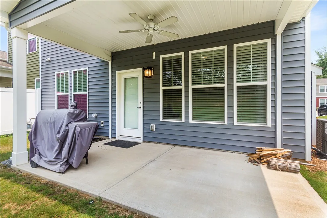 Property image 4 at 109 Creekhaven Lane, Taylors, SC 29687