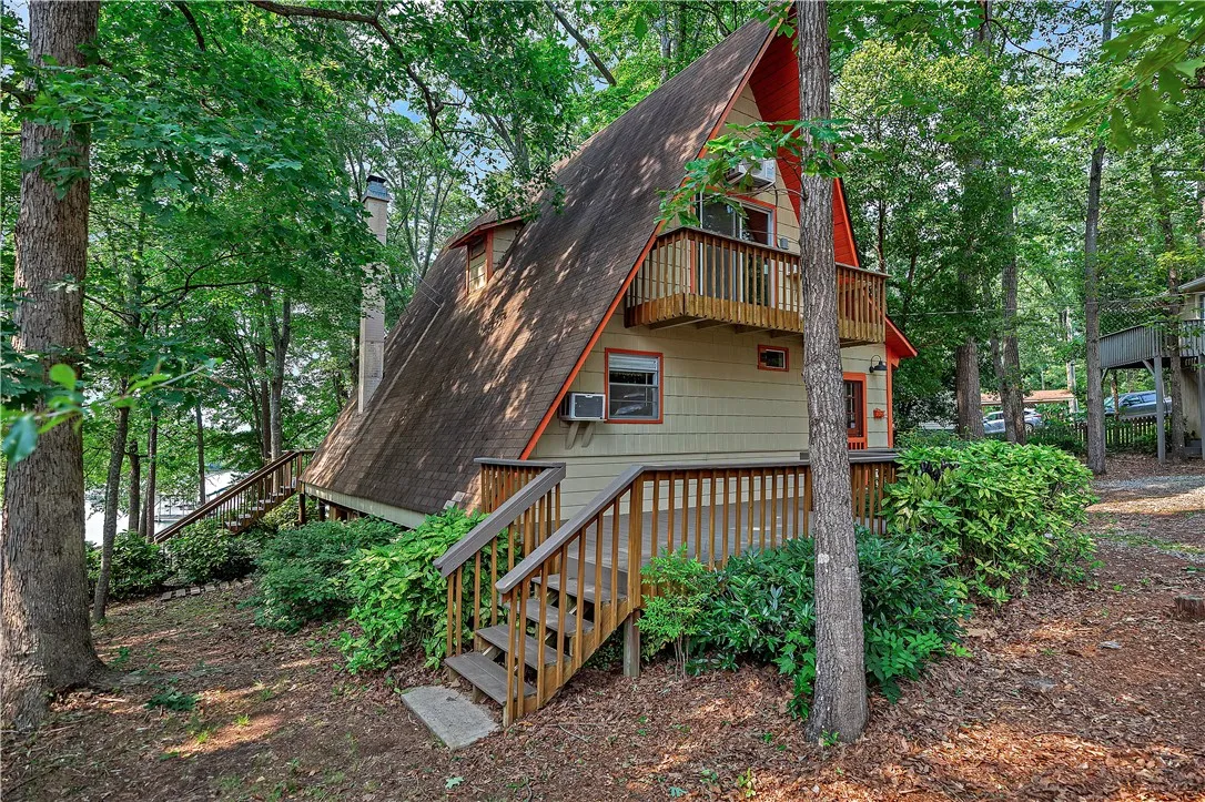 155 Collins Road