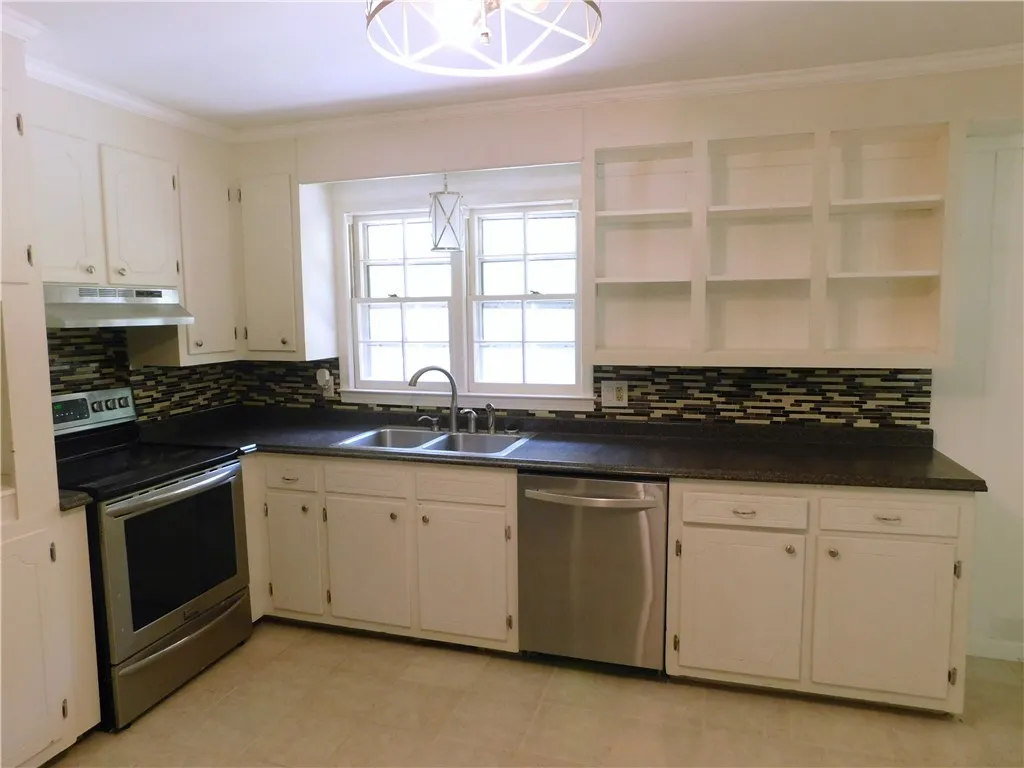 Property image 4 at 600 Parkwood Drive, Anderson, SC 29625