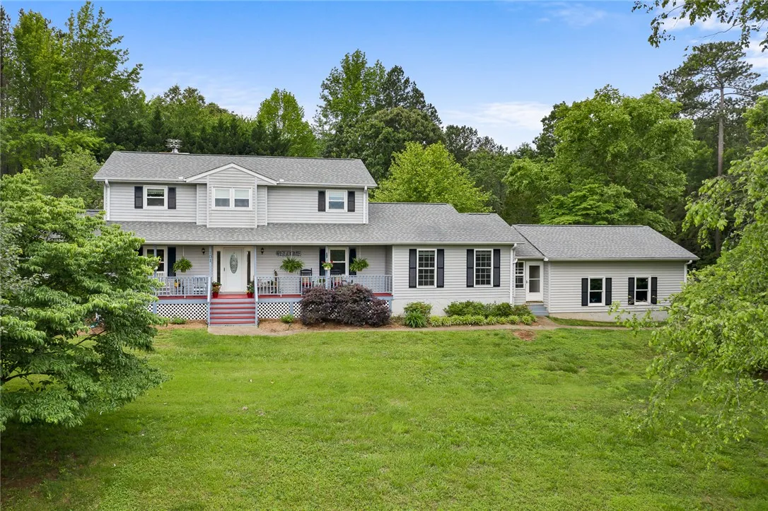 101 Long View Lane