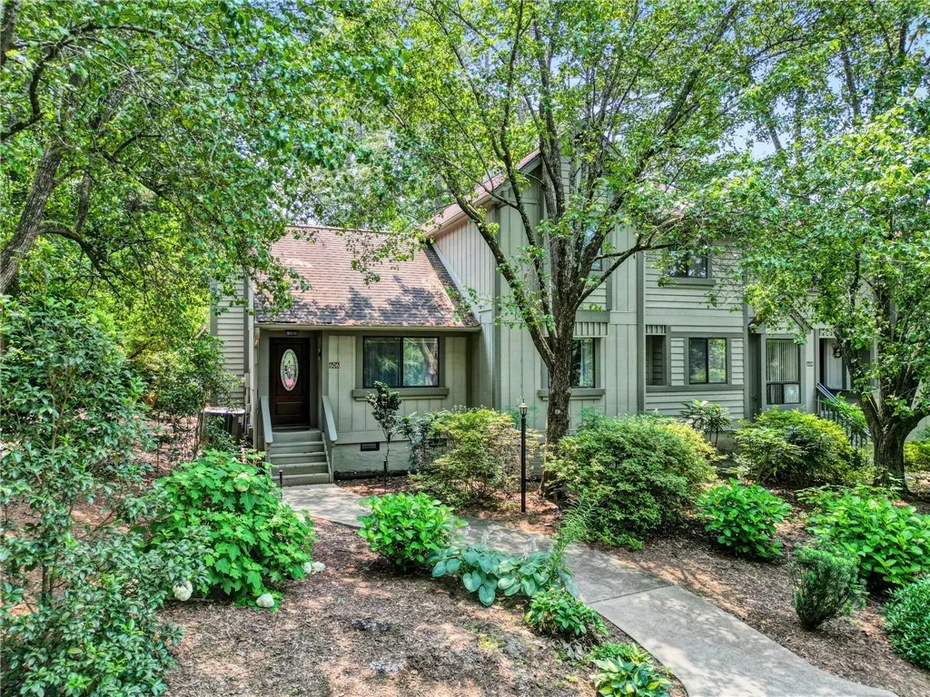 606 Safe Harbor Circle