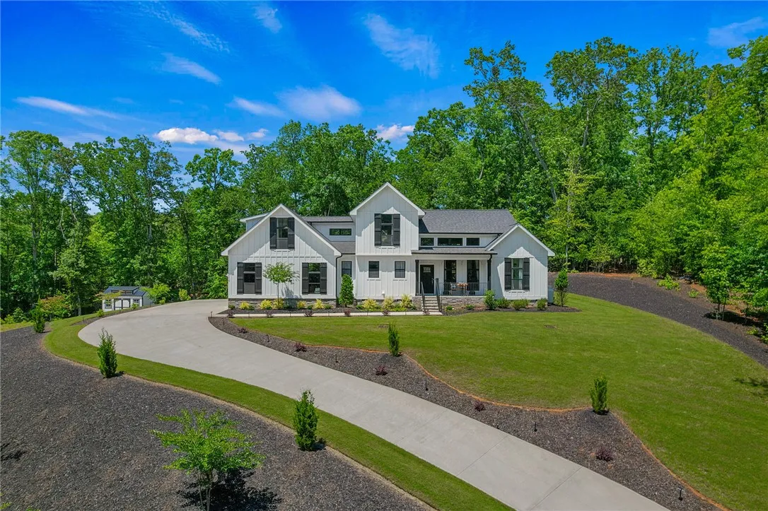 Property image 2 at 110 Royal Oaks Drive, Anderson, SC 29625