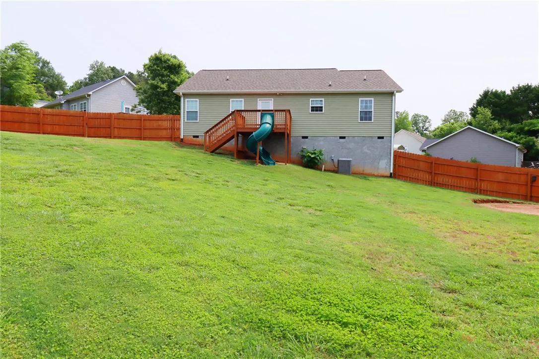 Property image 2 at 109 Sycamore Court, Pickens, SC 29671