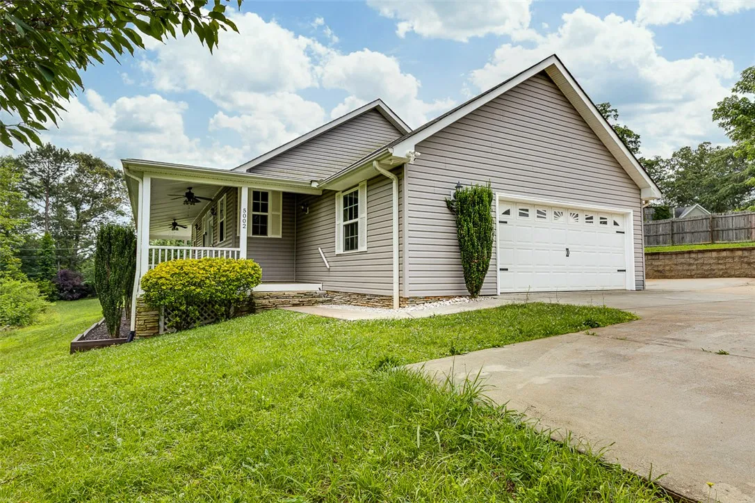 5002 King Drive
