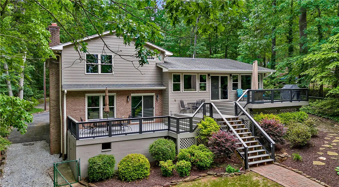 226 Indian Trail