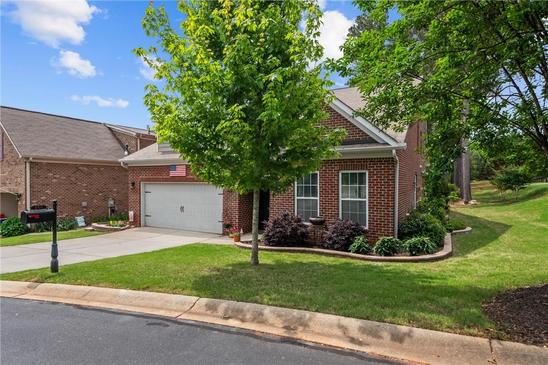 Property image 2 at 100 Golden Eagle Lane, Anderson, SC 29621